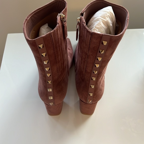 Brand new Valentino Rockstud suede heel ankle boots. - Picture 8 of 14